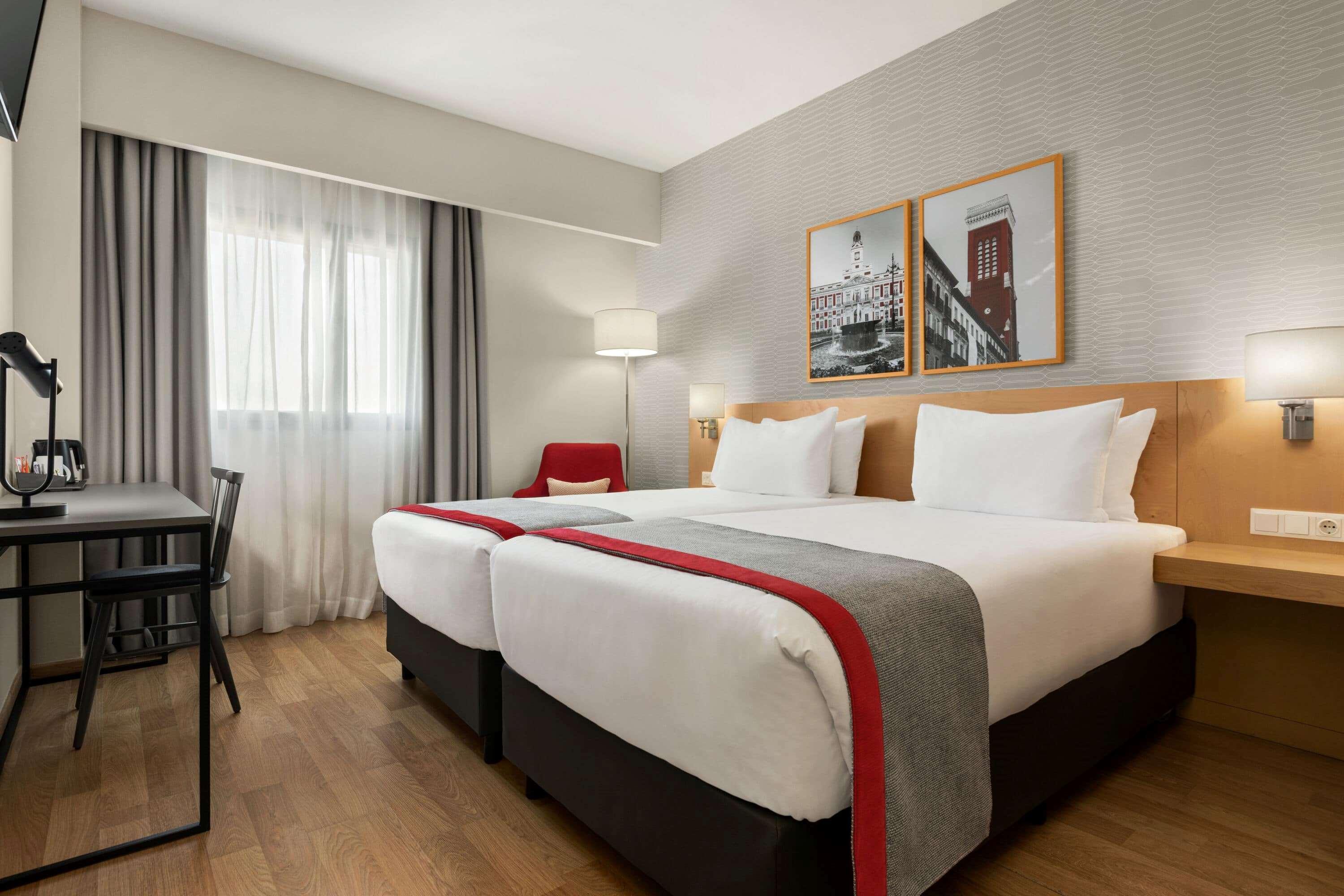 Ramada By Wyndham Madrid Getafe Otel Dış mekan fotoğraf