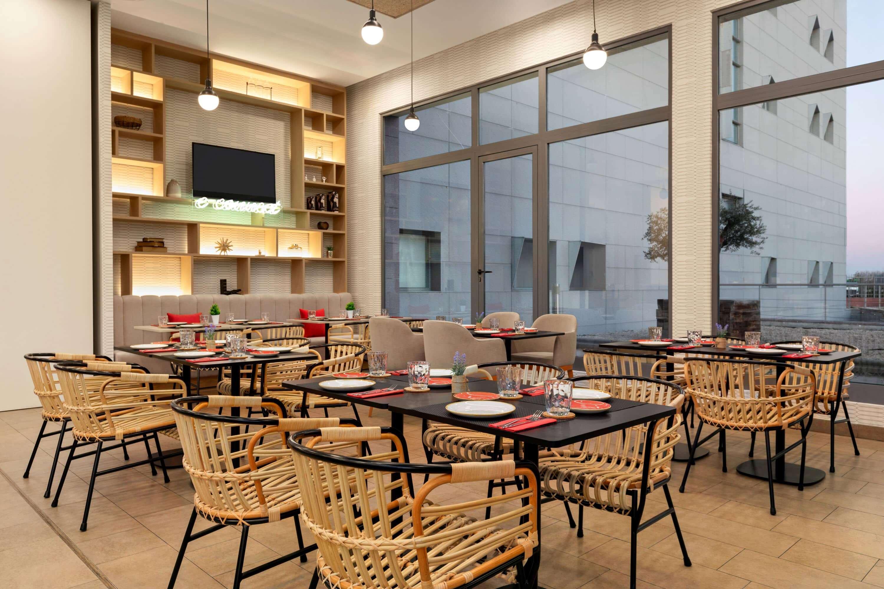Ramada By Wyndham Madrid Getafe Otel Dış mekan fotoğraf