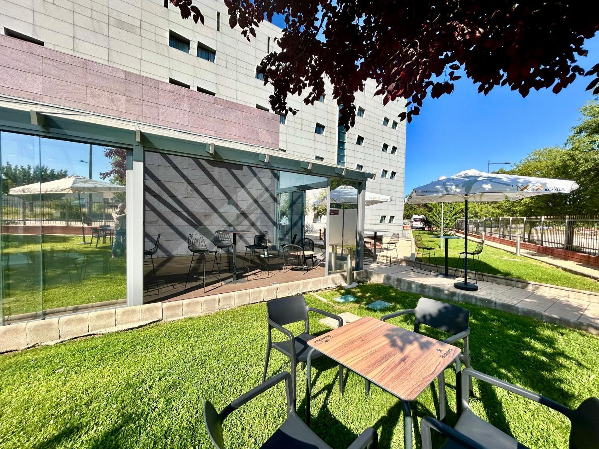 Ramada By Wyndham Madrid Getafe Otel Dış mekan fotoğraf