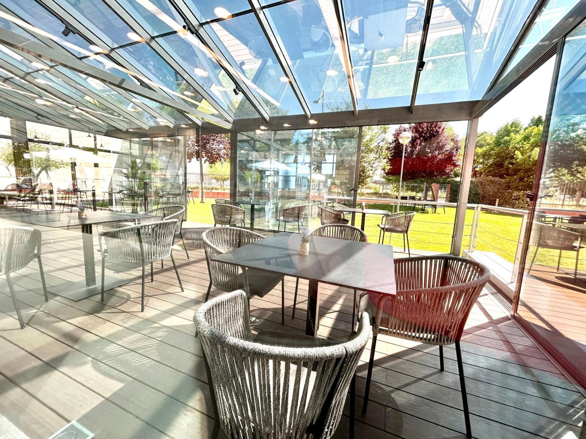 Ramada By Wyndham Madrid Getafe Otel Dış mekan fotoğraf