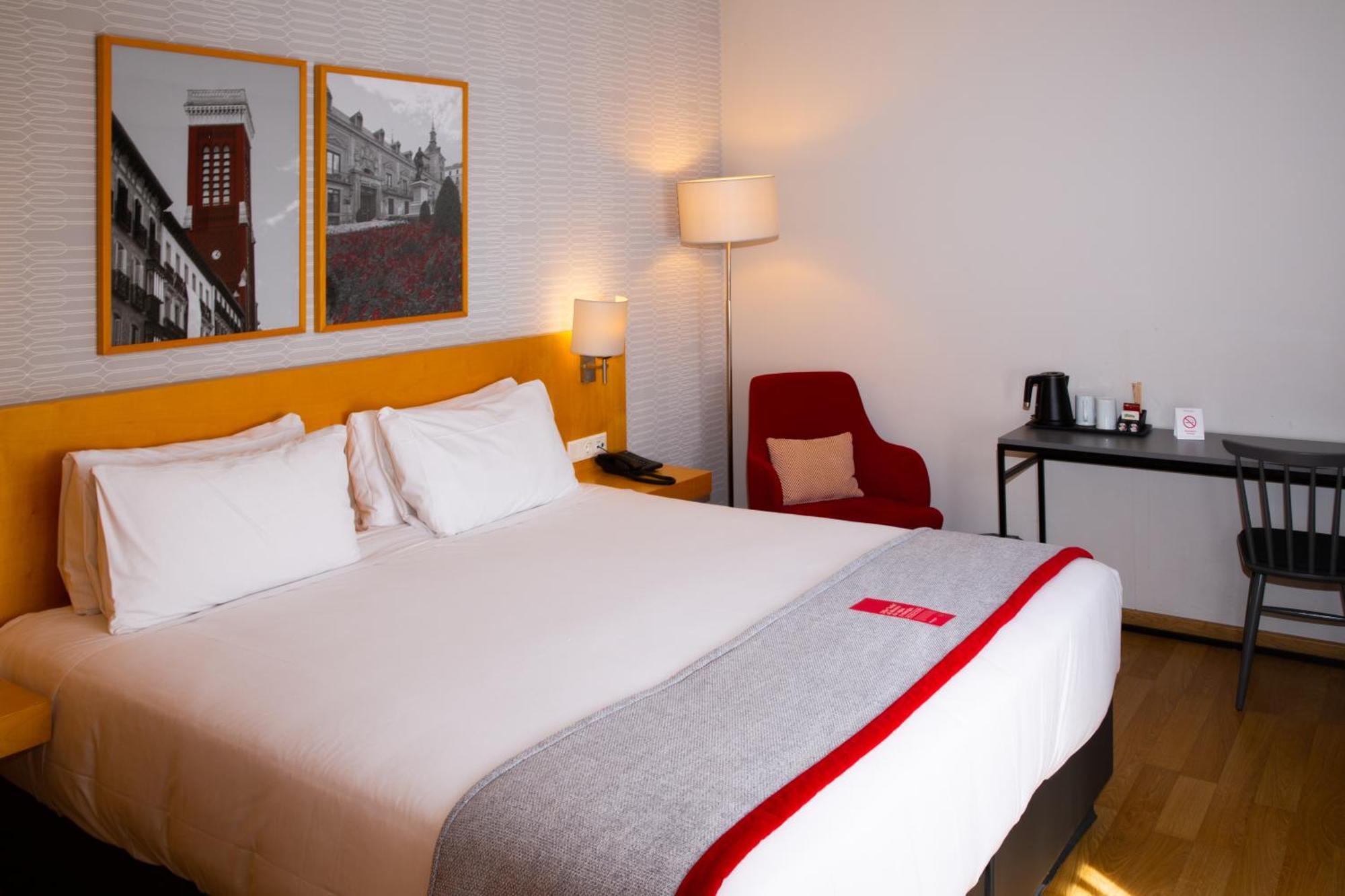 Ramada By Wyndham Madrid Getafe Otel Dış mekan fotoğraf
